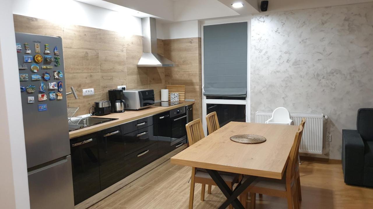 Criss Apartament Sinaia Exterior photo